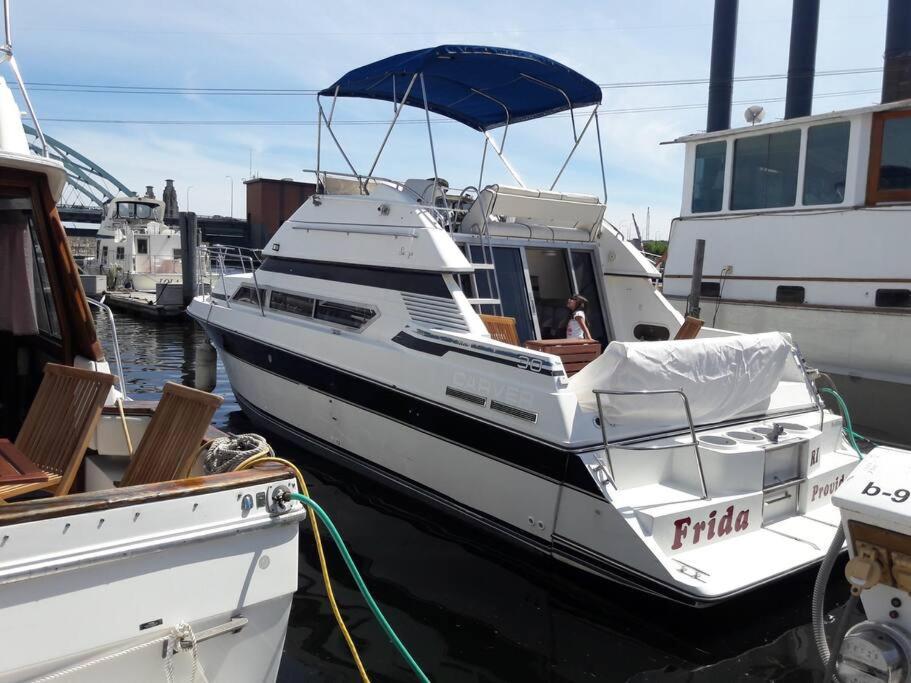 Yacht Stay Providence Marina المظهر الخارجي الصورة